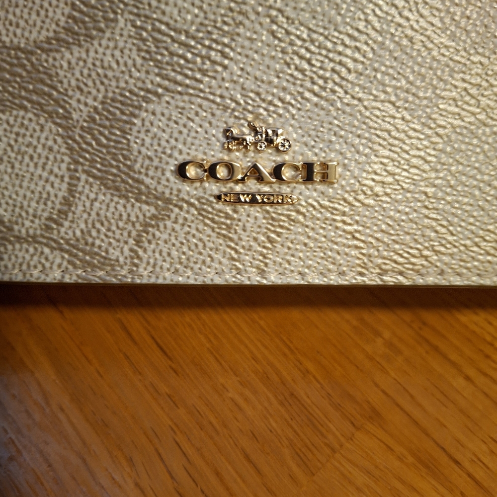 Coach Anna Foldover Clutch Crossbody NWT - Picture 7 of 16